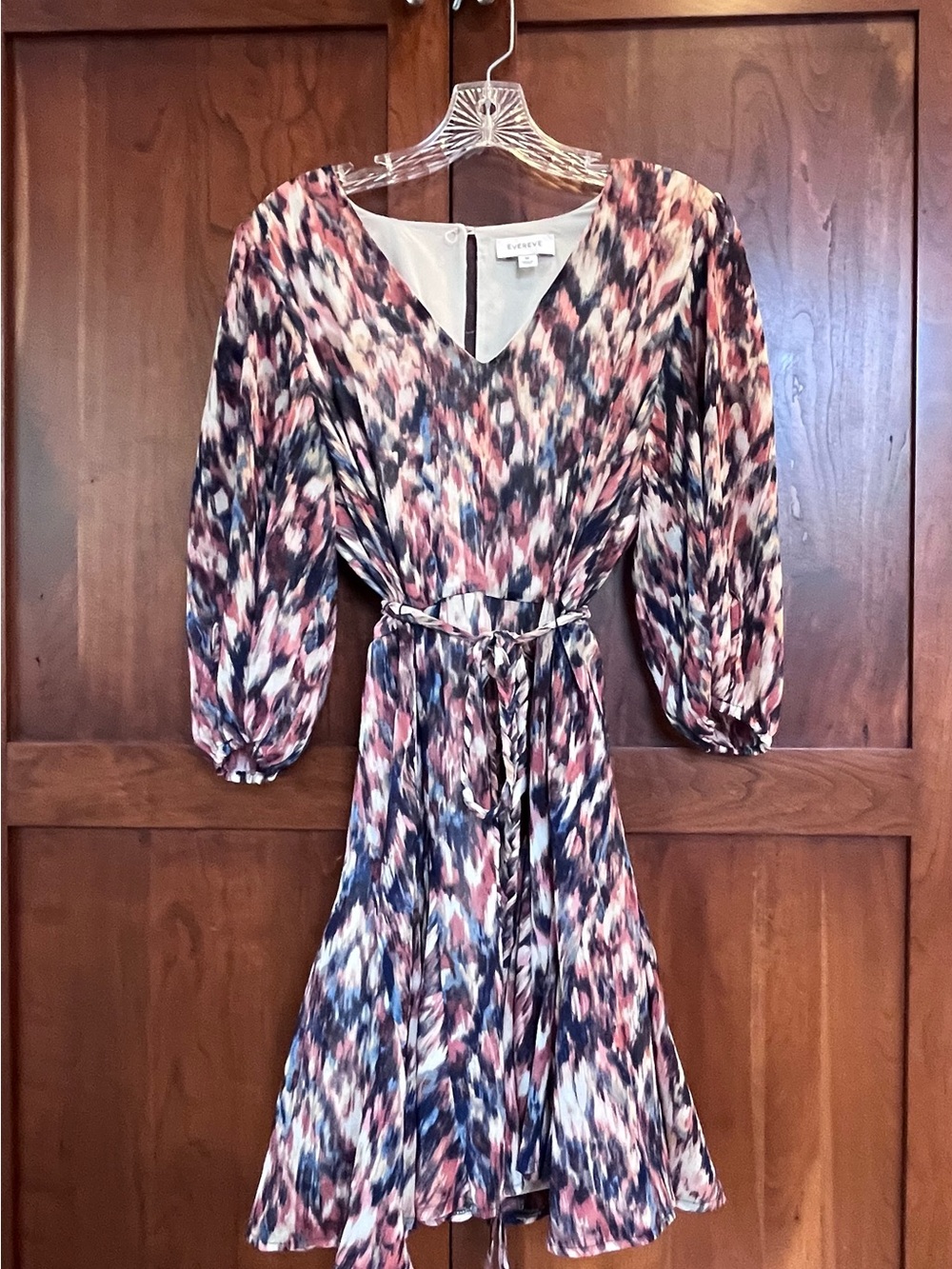 Evereve Ikat Print Belted V-Neck Dress - Multi Pink & Navy